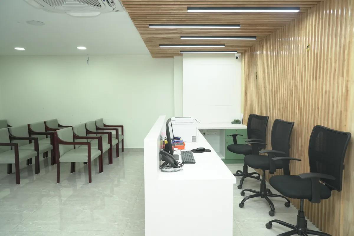 Consultation room where Dr. Rukkayal sees patients in Pallikaranai, Chennai
